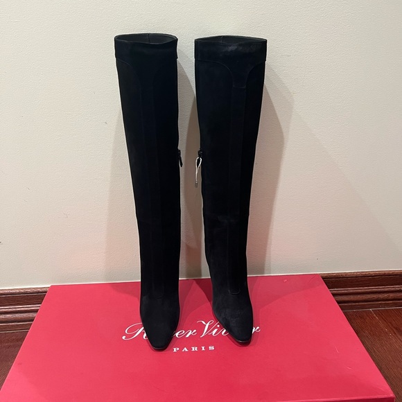 New Roger Vivier Suede Tall Boots Curved Heel Point Toe Black 36 - Picture 4 of 11